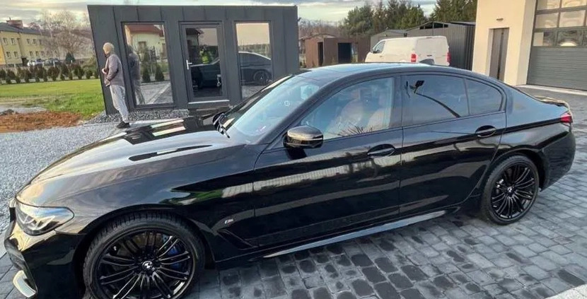 BMW Seria 5 cena 264450 przebieg: 143000, rok produkcji 2021 z Zawidów małe 79
